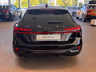 AUDI A6 Avant TDI 150 kW S tronic quattro S line edition
