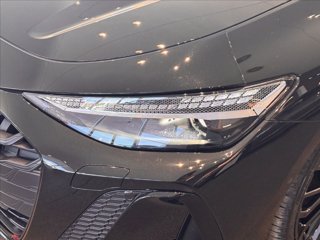 AUDI A6 Avant TDI 150 kW S tronic quattro S line edition