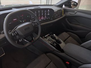 AUDI A6 e-hybrid 270 kW S tronic quattro S line edition