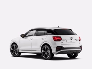 AUDI Q2 35 TDI S tronic Identity Black