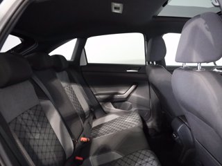 VOLKSWAGEN Taigo 1.0 tsi r-line 110cv