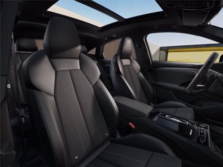 AUDI Q6 SPB e-tron quattro S line edition