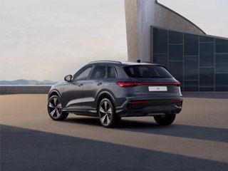 AUDI Q5 e-hybrid 220 kW S tronic quattro S Line Edition