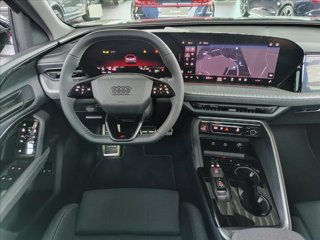 AUDI Q5 e-hybrid 220 kW S tronic quattro S Line Edition