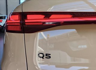 AUDI Q5 SPB TDi 150 kW mHEV+ S tronic quattro S line edition