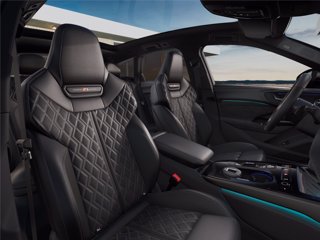 AUDI A5 Avant e-hybrid 270 kW quattro S tronic S Line Edition