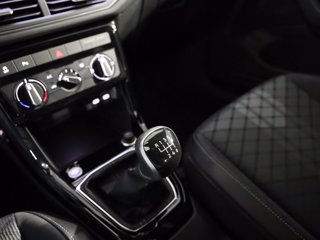 VOLKSWAGEN T-cross 1.0 tsi r-line 115cv