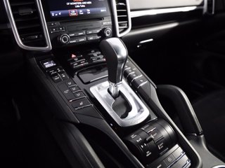PORSCHE Cayenne 3.0 platinum edition tiptronic
