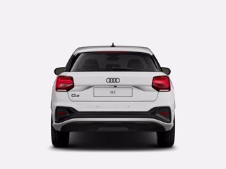 AUDI Q2 35 TDI S tronic Identity Black