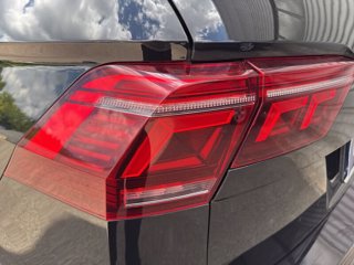 VOLKSWAGEN Tiguan 2.0 TDI 200 CV SCR DSG 4MOTION R-Line