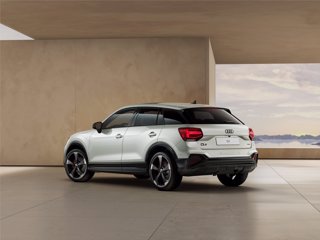 AUDI Q2 35 TDI quattro S tronic Identity Black