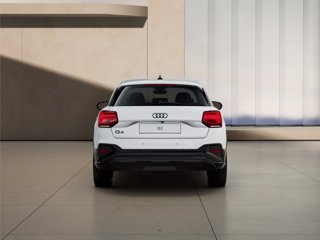 AUDI Q2 30 TDI Identity Black