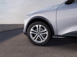 AUDI Q5 TFSI 150 kW mHEV+ S tronic Business Advanced