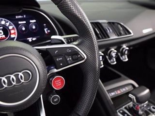 AUDI R8 spyder 5.2 v10 performance quattro 620cv s tronic