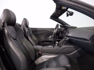 AUDI R8 spyder 5.2 v10 performance quattro 620cv s tronic