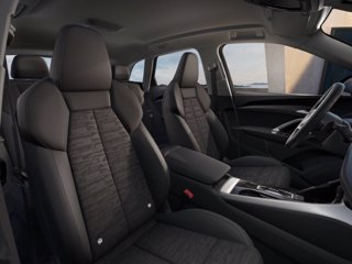 AUDI Q5 TDi 150 kW mHEV+ S tronic quattro S line edition