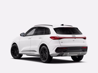 AUDI Q5 TDi 150 kW mHEV+ S tronic quattro S line edition