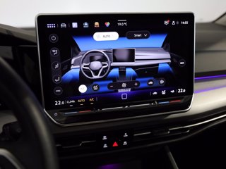 VOLKSWAGEN Golf 1.5 tsi ehybrid life 204cv dsg