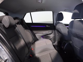 VOLKSWAGEN Golf 1.5 tsi ehybrid life 204cv dsg