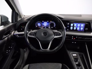 VOLKSWAGEN Golf 1.5 tgi life 130cv dsg