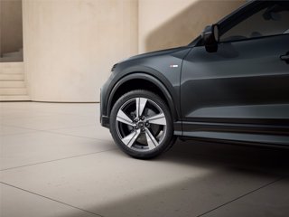 AUDI Q2 30 TDI S line Edition