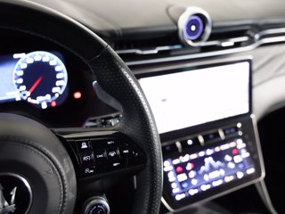 MASERATI Grecale 2.0 mhev modena 330cv auto