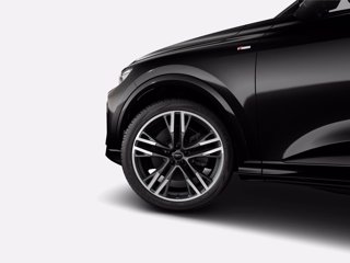 AUDI Q5 TDi 150 kW mHEV+ S tronic quattro S line edition