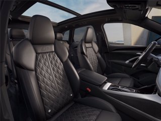 AUDI Q5 TDi 150 kW mHEV+ S tronic quattro S line edition