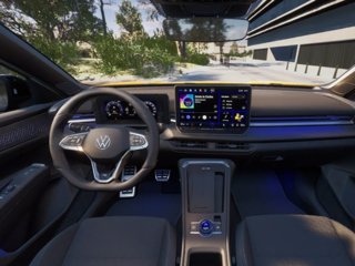 VOLKSWAGEN T-Roc 1.5 eTSI ACT 150 CV DSG R-Line