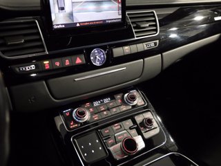 AUDI A8 3.0 v6 tdi quattro tiptronic