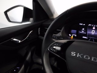 SKODA Kamiq 1.0 tsi black dots 115cv