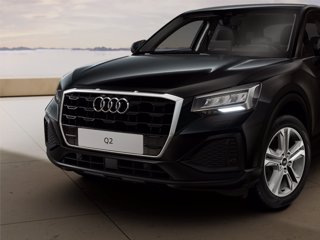 AUDI Q2 30 TDI Business