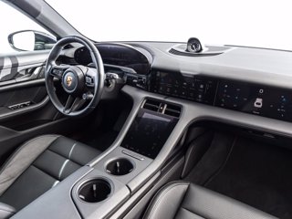 PORSCHE Taycan cross turismo 4