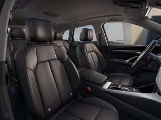 AUDI Q5 TDi 150 kW mHEV+ S tronic quattro Business Advanced