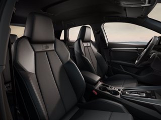 AUDI A3 allstreet TDI 110 kW S tronic Identity Contrast