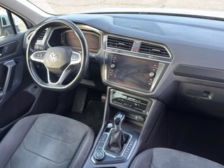 VOLKSWAGEN Tiguan 2.0 TDI 150 CV SCR DSG 4MOTION Elegance