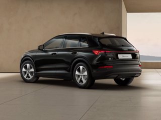 AUDI Q4 40 e-tron