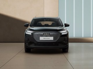 AUDI Q4 40 e-tron