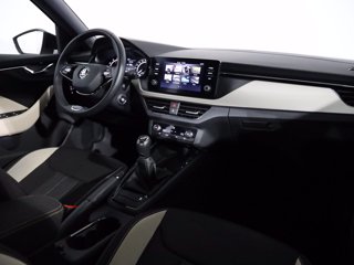 SKODA Kamiq 1.0 tsi black dots 110cv