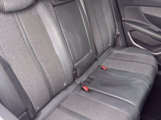 PEUGEOT 3008 BlueHDI 130 EAT8 S&S GT Line