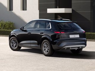 AUDI Q3 TDI 110 kW S tronic Business