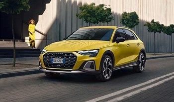 Nuova Audi A3 allstreet 2.0 (35) TDI S tronic Identity Contrast.