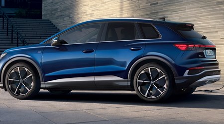 Q4 Custom edition 40 e-tron 150 kw